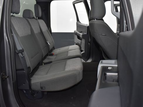 Used 2025 Ford F250 XLT image 25