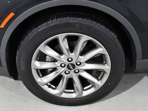 Used 2022 Lincoln Corsair AWD w/ Premium Package image 23