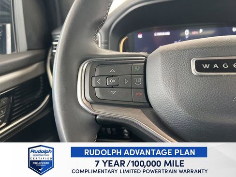 Used 2023 Jeep Wagoneer Series II image 37