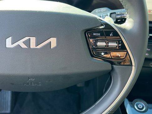 Used 2023 Kia Niro Wind w/ Wind Preserve Package image 24