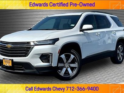 Used 2023 Chevrolet Traverse LT w/ LT Premium Package