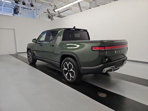 Used 2022 Rivian R1T Adventure image 3