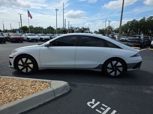 Used 2024 Hyundai Ioniq 6 SE RWD image 20