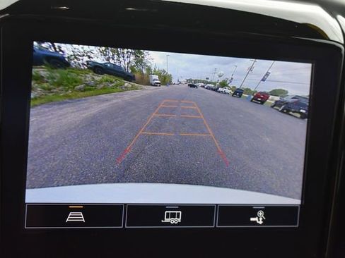 Certified 2023 Chevrolet Traverse LT FWD image 35