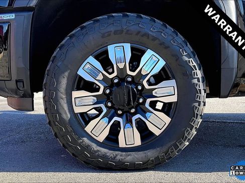 Used 2024 GMC Sierra 2500 Denali w/ Denali Reserve Package image 34