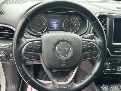 Used 2021 Jeep Cherokee Latitude Lux w/ Comfort/Convenience Group image 10