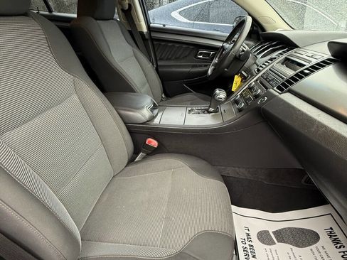 Used 2011 Ford Taurus SEL image 5