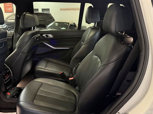 Used 2020 BMW X7 M50i w/ Executive Package AWD/4WD image 27
