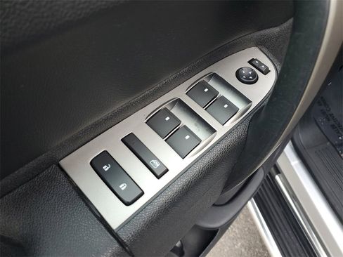 Used 2013 GMC Sierra 1500 SLE image 17