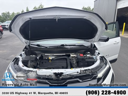 Used 2025 Chevrolet Equinox RS w/ Safety and Technology Package AWD/4WD image 13