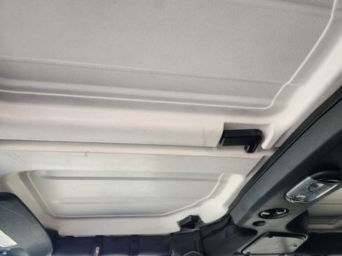 Used 2016 Jeep Wrangler Unlimited Sahara image 29