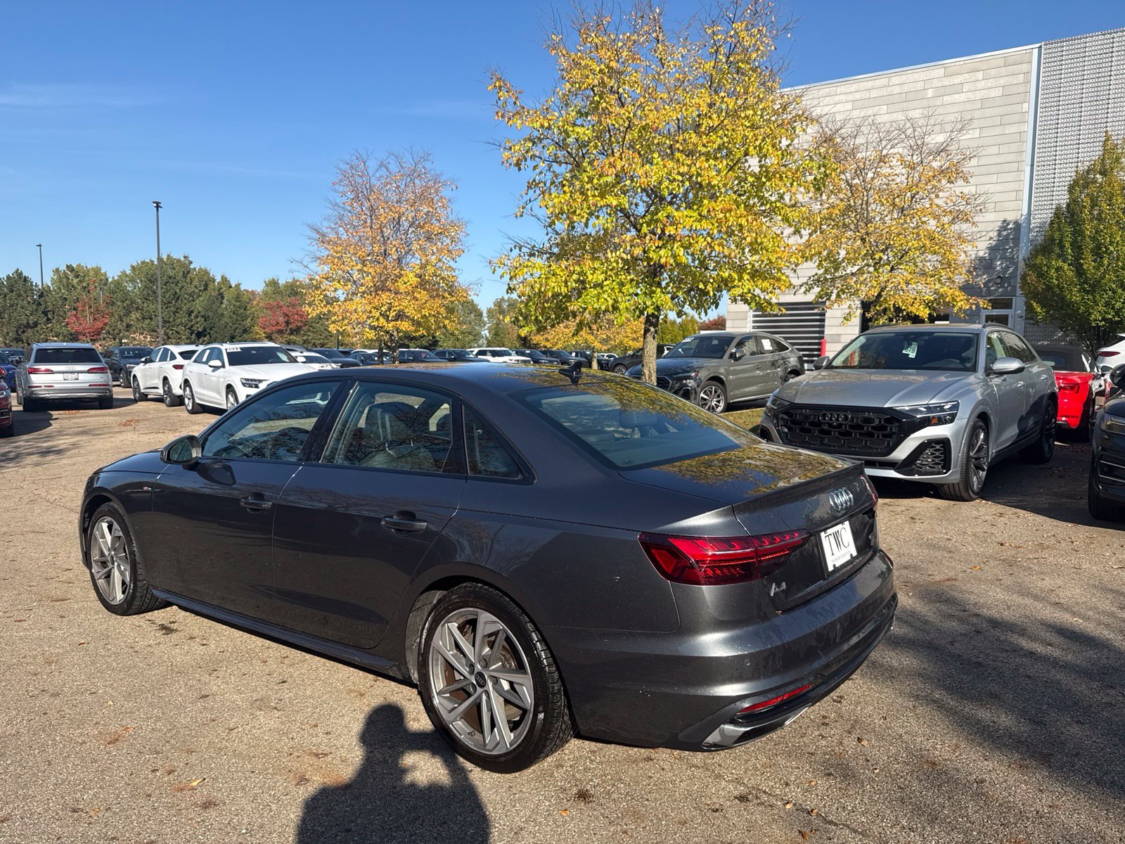 Used 2025 Audi A4 2.0T Premium Plus AWD/4WD image 3