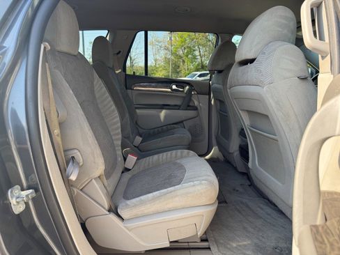 Used 2013 Buick Enclave Convenience FWD image 19