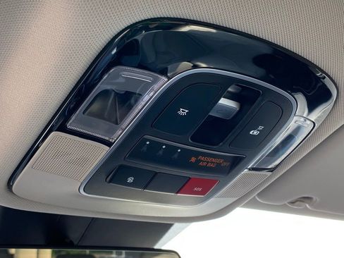 Used 2024 Hyundai Tucson Limited image 19