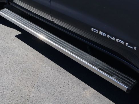 Used 2021 GMC Sierra 1500 Denali w/ Denali Ultimate Package image 10