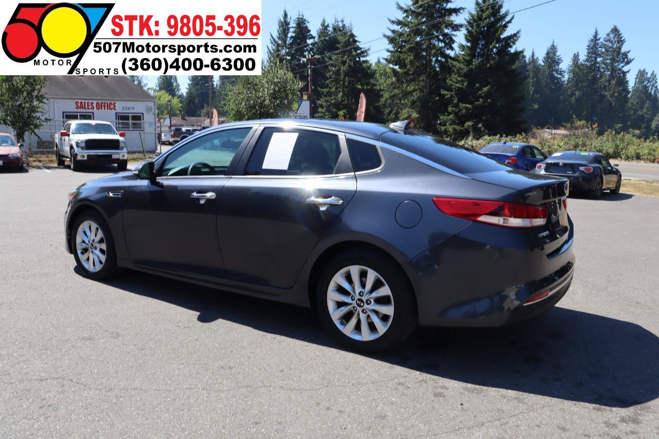 Used 2017 Kia Optima LX w/ Option Group 014 FWD image 5
