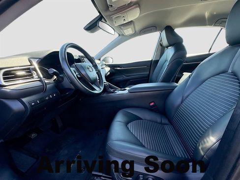 Used 2024 Toyota Camry SE FWD image 6