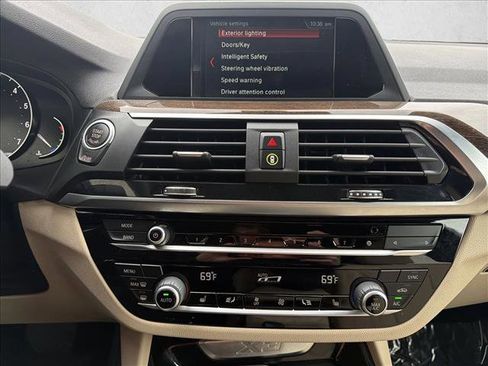 Used 2019 BMW X3 sDrive30i w/ Driving Assistance Package image 18