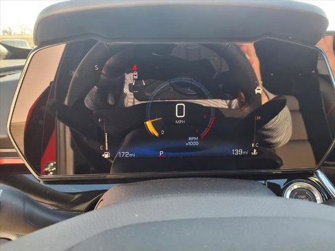 New 2026 Chevrolet Trax RS w/ Sunroof Package image 16