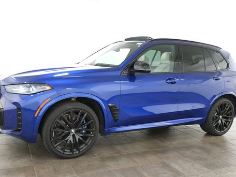 Used 2025 BMW X5 M60i AWD/4WD image 2