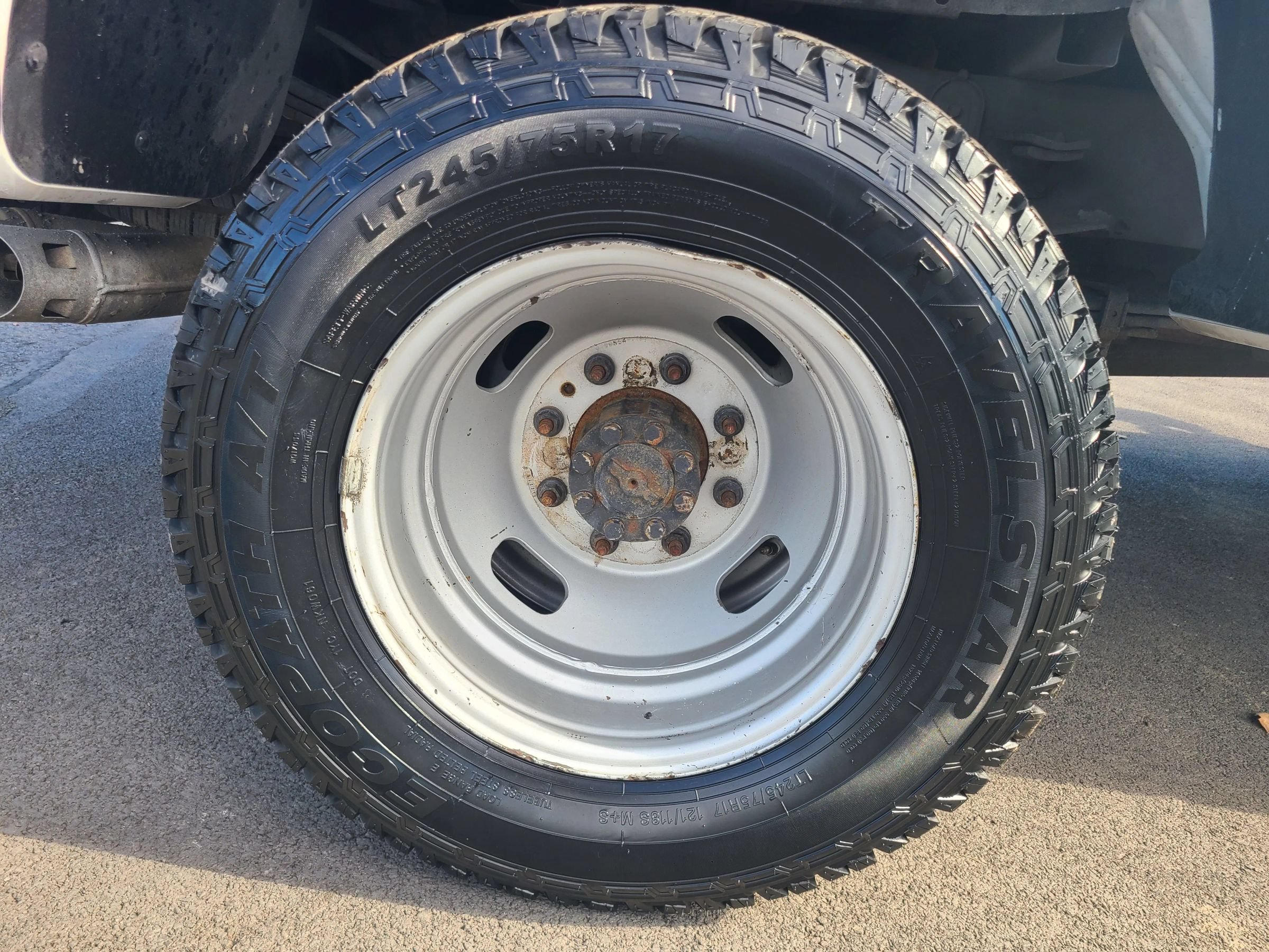 Used 2017 Ford F350 XL w/ Snow Plow/Camper Package AWD/4WD image 20