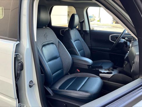 Used 2024 Ford Bronco Sport Outer Banks w/ Tech Package image 9