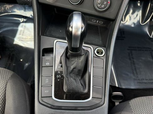 Used 2020 Volkswagen Jetta S image 22