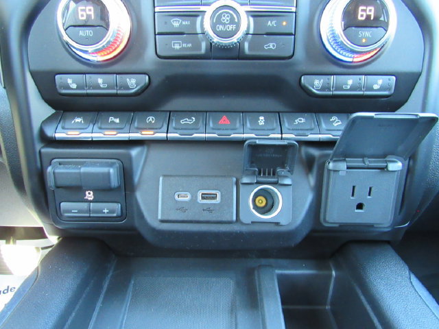 Used 2020 GMC Sierra 1500 Denali w/ Denali Ultimate Package AWD/4WD image 25
