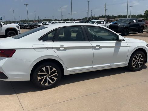 Used 2025 Volkswagen Jetta S FWD image 9