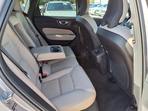 New 2026 Volvo XC60 B5 Core w/ Protection Package Premier image 10