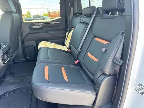 New 2026 GMC Sierra 1500 AT4 w/ AT4 Premium Package AWD/4WD image 15