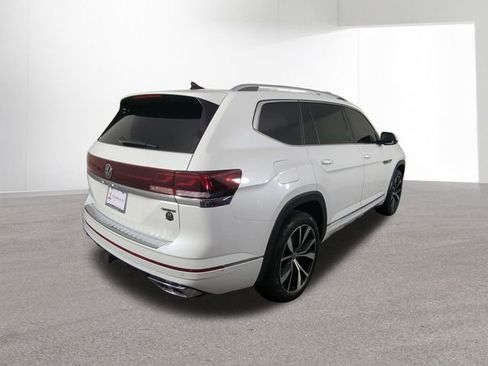 Used 2024 Volkswagen Atlas SEL Premium R-Line AWD/4WD image 12