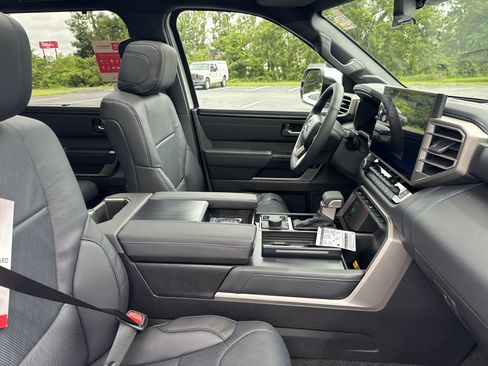 New 2026 Toyota Sequoia Platinum AWD/4WD image 36