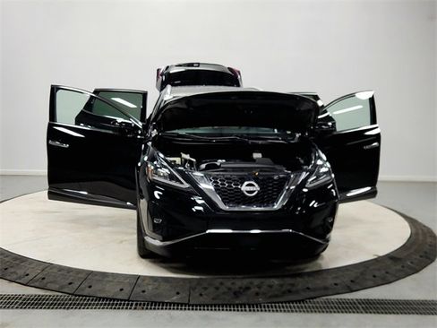 Used 2023 Nissan Murano Platinum w/ Cargo Package image 10