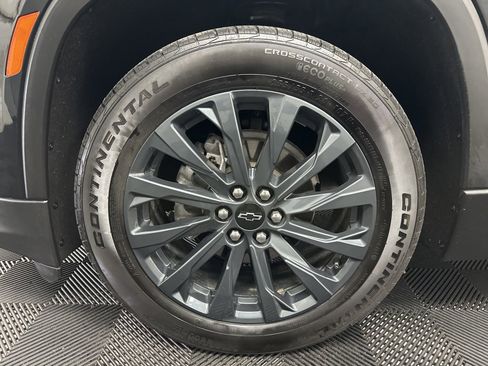 Used 2023 Chevrolet Traverse RS image 47