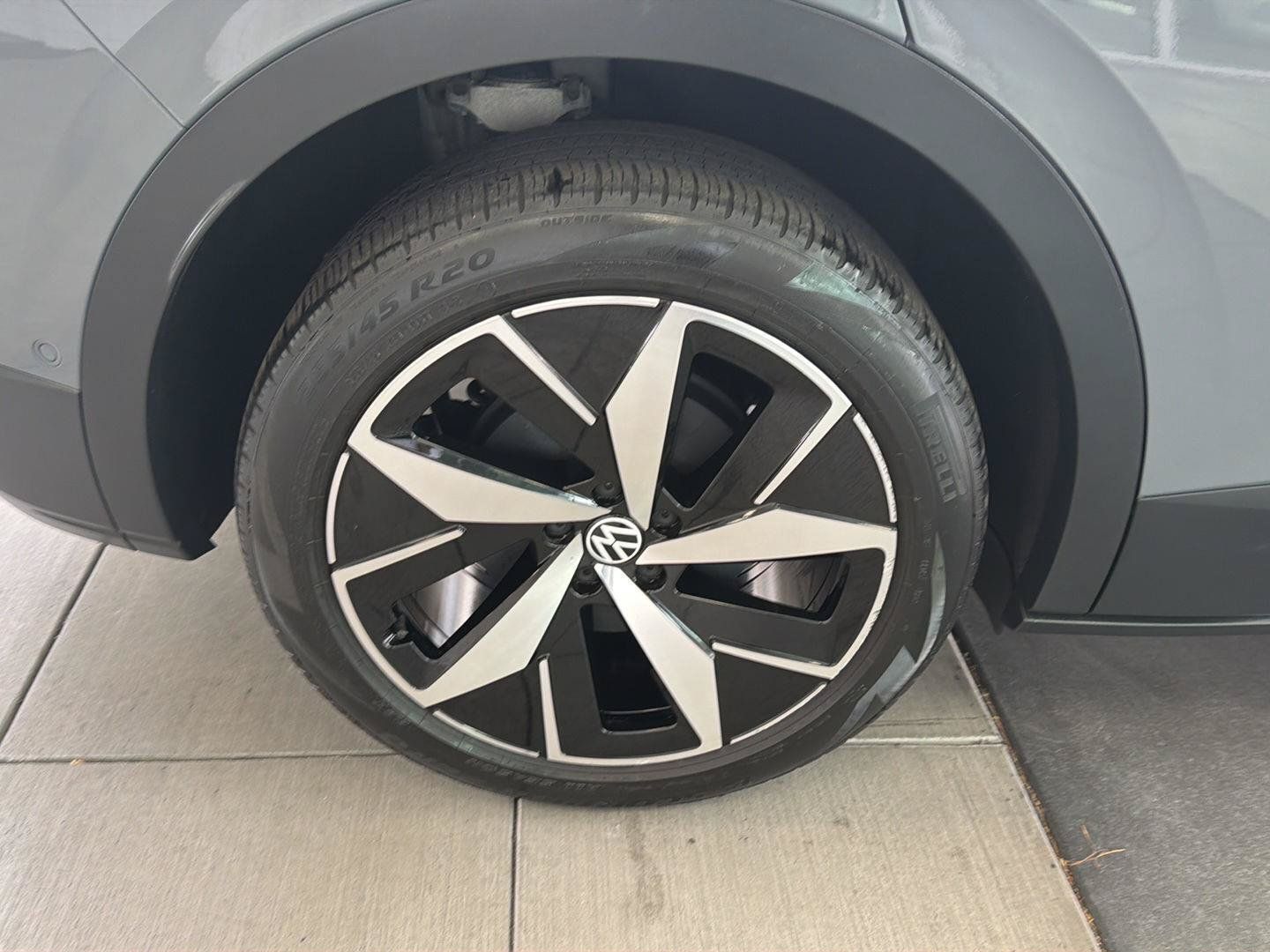 Used 2023 Volkswagen ID.4 Pro S AWD/4WD image 11