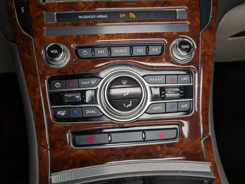 Used 2019 Lincoln MKZ Premiere image 27