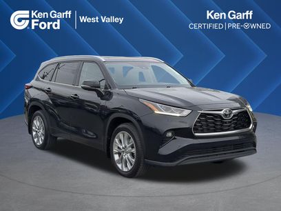 Used 2024 Toyota Highlander Limited