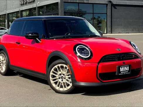 Used 2025 MINI Cooper S FWD image 34