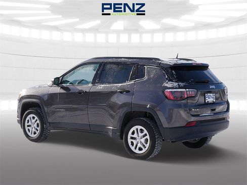 Used 2018 Jeep Compass Sport w/ Cold Weather Group image 5