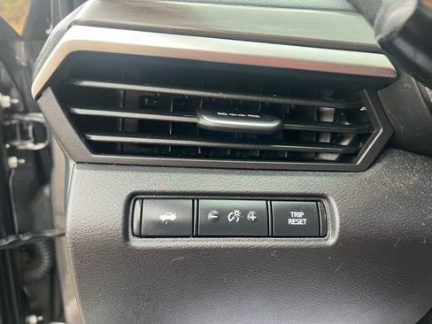 Used 2023 Nissan Altima 2.5 SV image 10