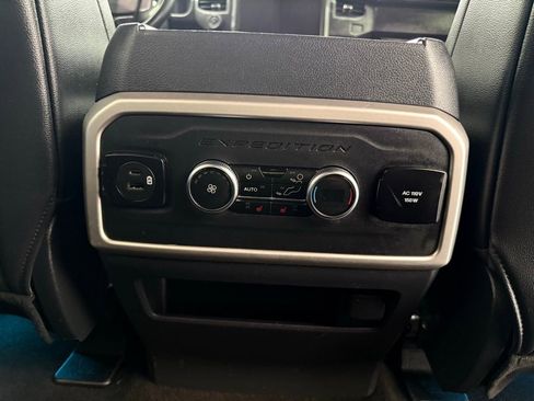 Used 2023 Ford Expedition Max Limited image 33