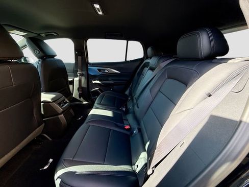 New 2026 Chevrolet Equinox EV LT FWD image 25