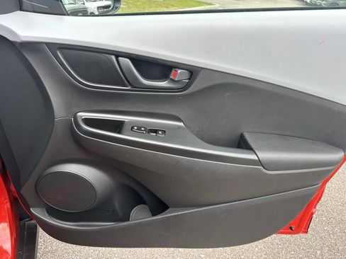 Used 2020 Hyundai Kona SE FWD image 15