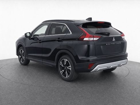 Used 2024 Mitsubishi Eclipse Cross SE AWD/4WD image 3