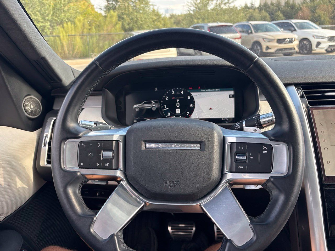 Used 2021 Land Rover Discovery S R-Dynamic AWD/4WD image 24