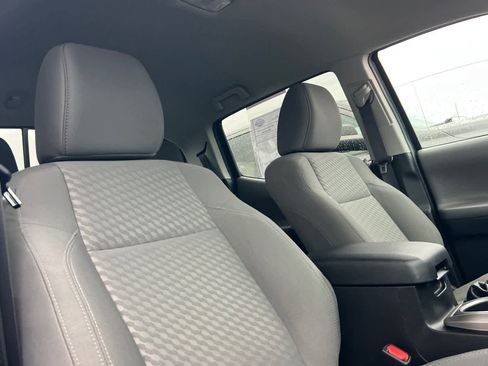 Used 2023 Toyota Tacoma SR5 image 18