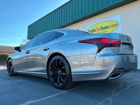 Used 2021 Lexus LS 500 w/ Accessory Package (Z2) image 7
