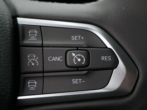 New 2026 Jeep Compass Limited w/ Sun, Sound & Navigation Group image 16