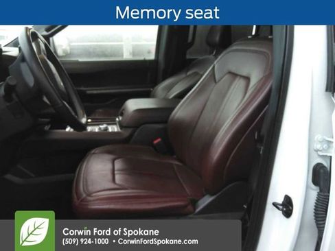 Used 2024 Ford Expedition Limited image 8
